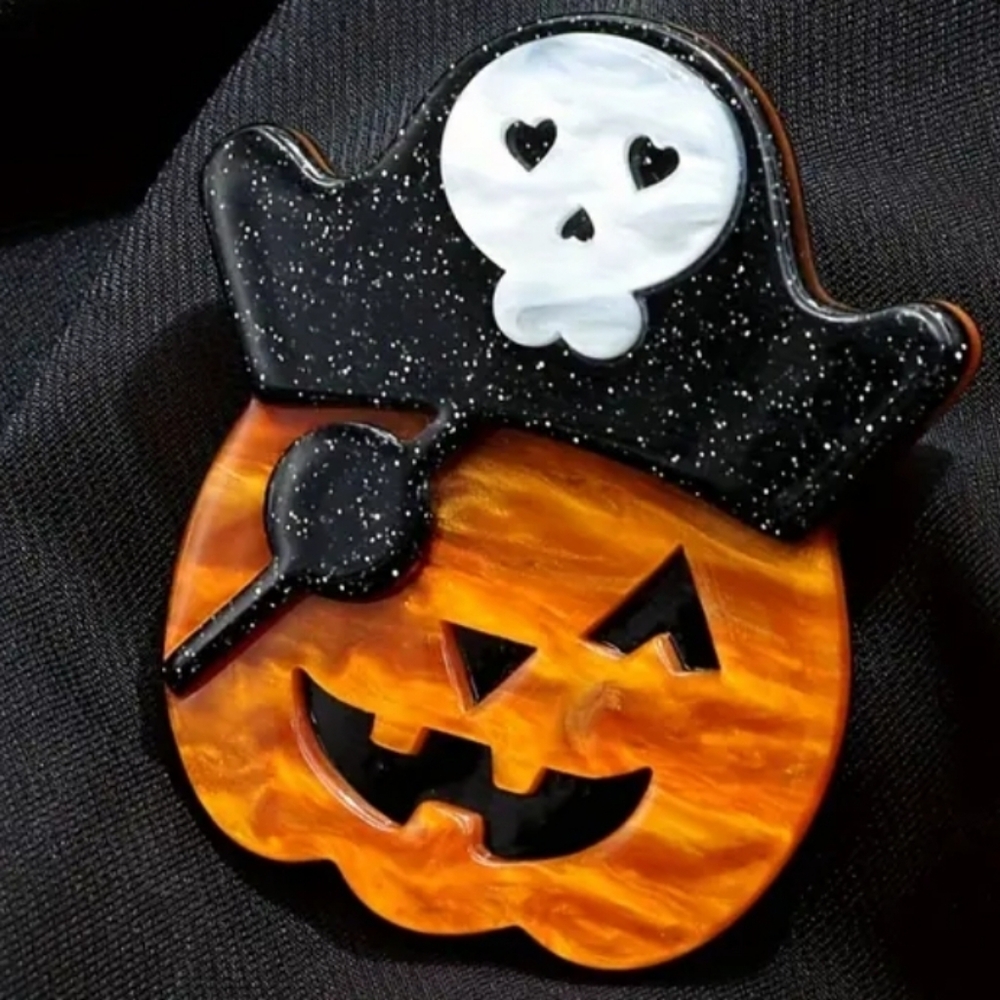 Pirate Pumpkin Brooch